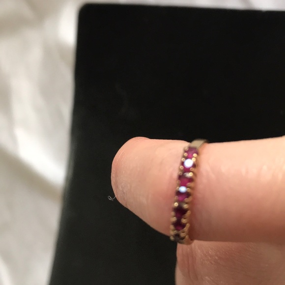 Ruby ring - Picture 2 of 4